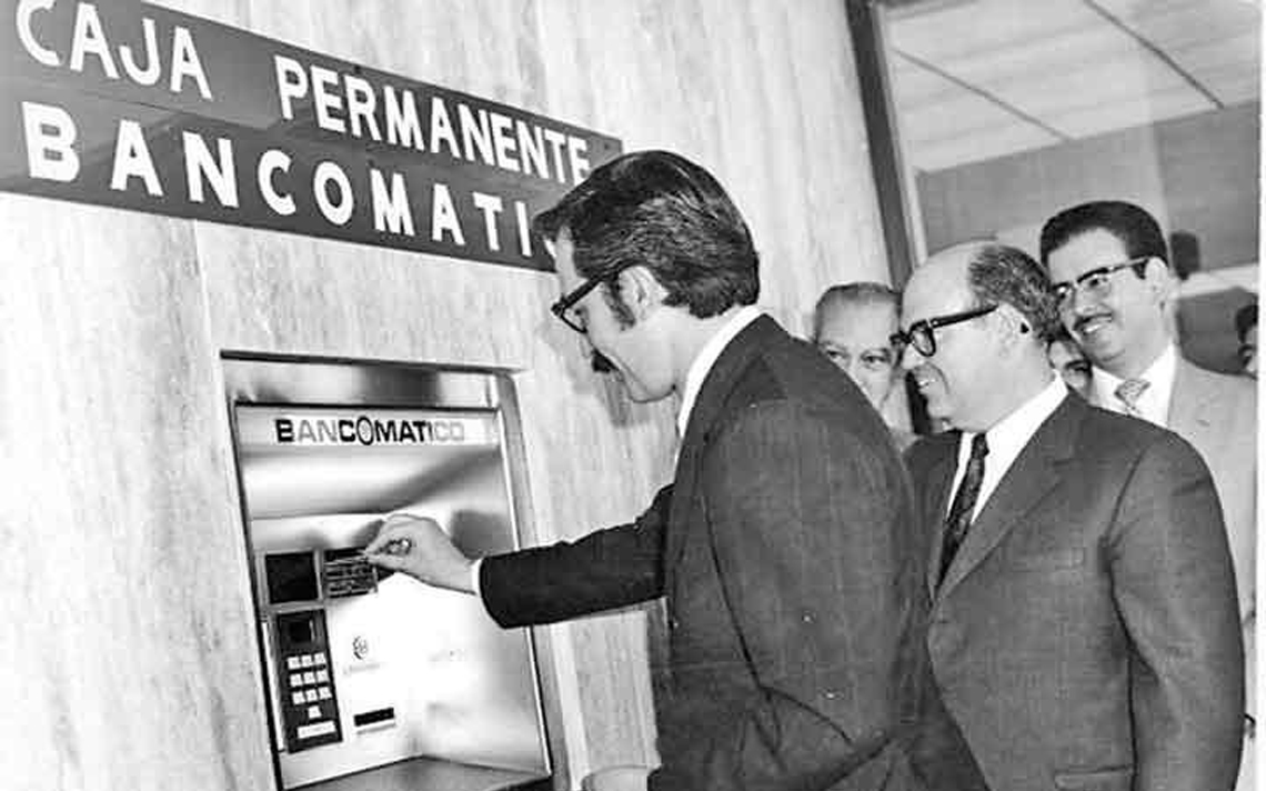 Antes de CoDi: Los cajeros automáticos revolucionaron las finanzas en México