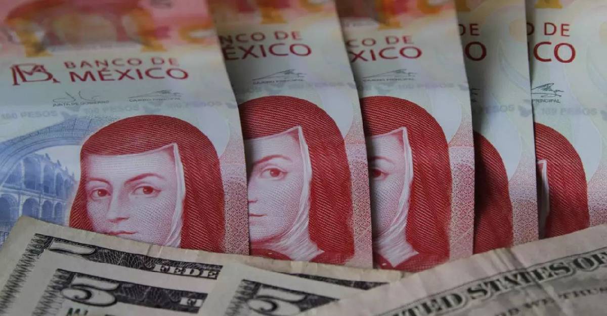 El peso sube levemente en medio de cautela por datos económicos de EU