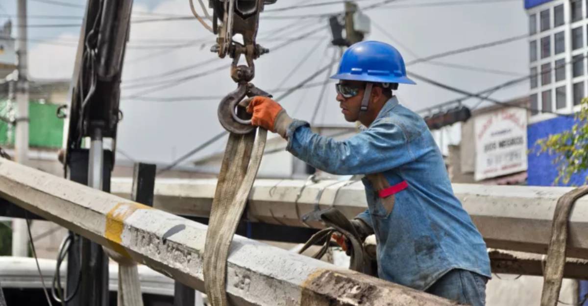El pago de intereses de la deuda casi duplica el dinero para la inversión en infraestructura