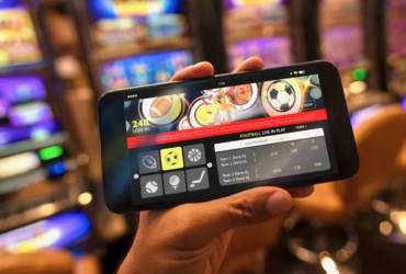 “Es un bombardeo constante”: Las apps de apuestas copian a las redes sociales para engancharte